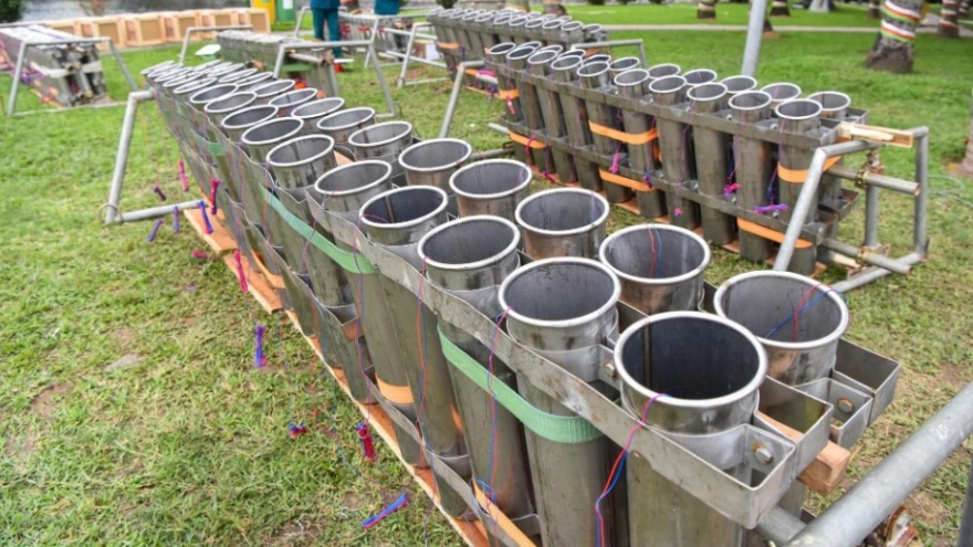 Hanoi prepares for grand fireworks on Lunar New Year's Eve