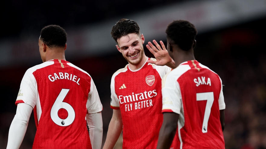 Kết quả Ngoại hạng Anh: Arsenal thắng đậm Newcastle, Man City vất vả có 3 điểm