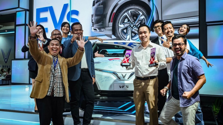 Vinfast giành cú đúp giải thưởng tại Triển lãm ô tô quốc tế Indonesia 2024