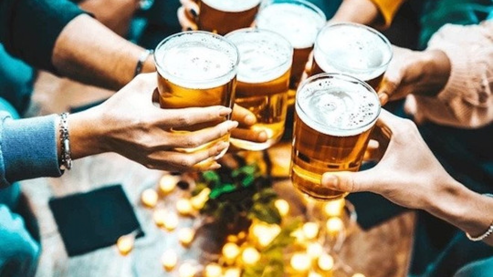 Uống nhiều rượu bia trong ngày tết coi chừng viêm tụy cấp