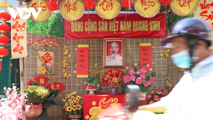 Ho Chi Minh City decorated to prepare for Tet