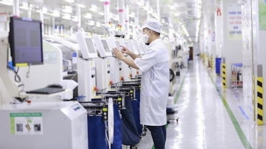 Vietnamese businesses suggested taking advantage of global supply chain shifts
