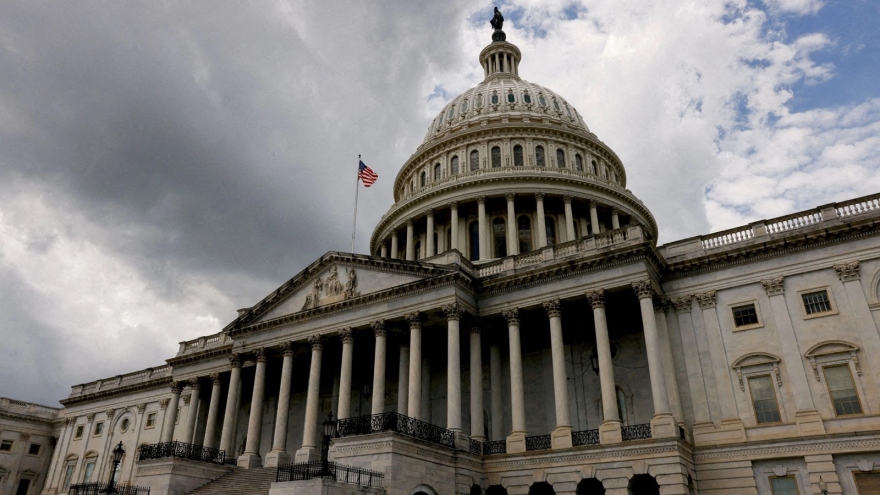 Thượng viện Mỹ thông qua gói viện trợ mới cho Ukraine