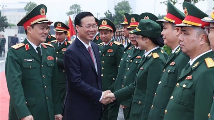President asks Viettel to continue leading role in telecoms industry