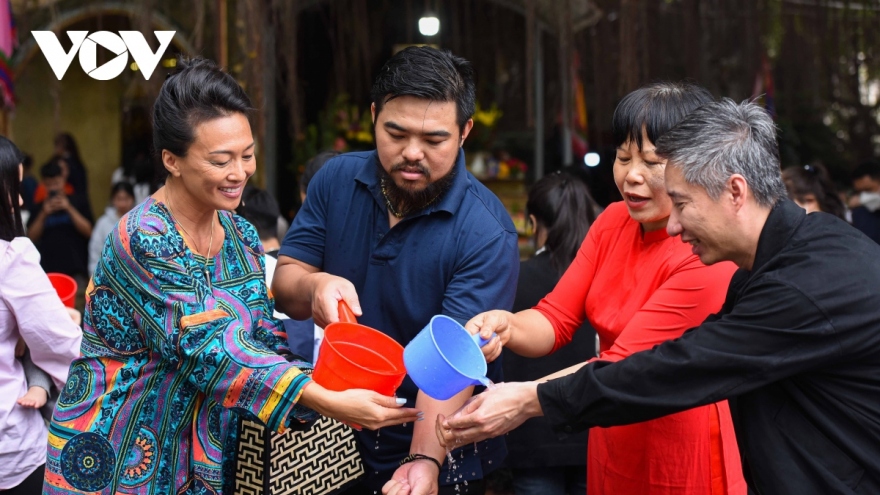 Praying for luck at Bac Ninh relic site