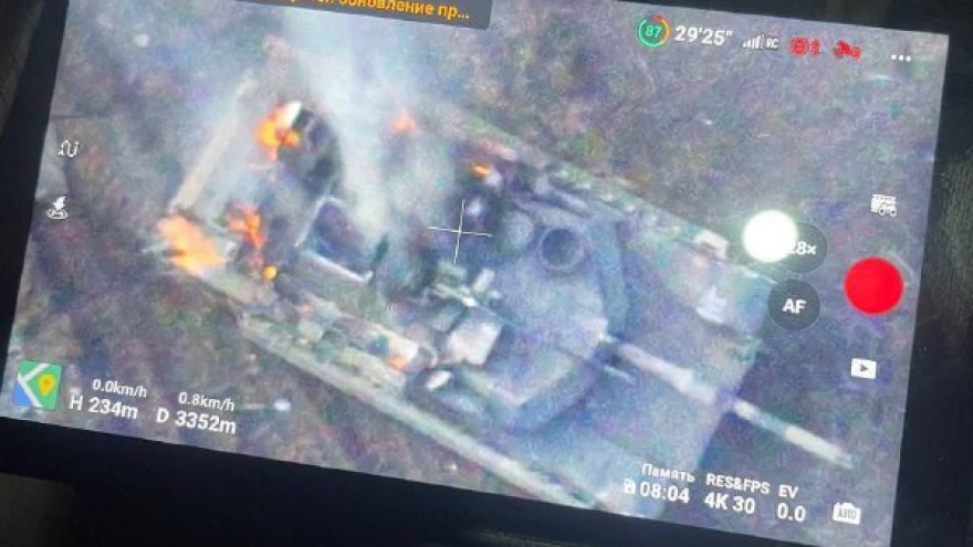 Nga bắn cháy xe tăng Abrams đầu tiên ở Ukraine