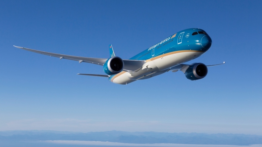 Vietnam Airlines offers attractive airfares on its flight network