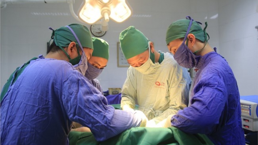 Quảng Ninh: Bước đầu "hút" bác sỹ nhờ ưu đãi đặc thù