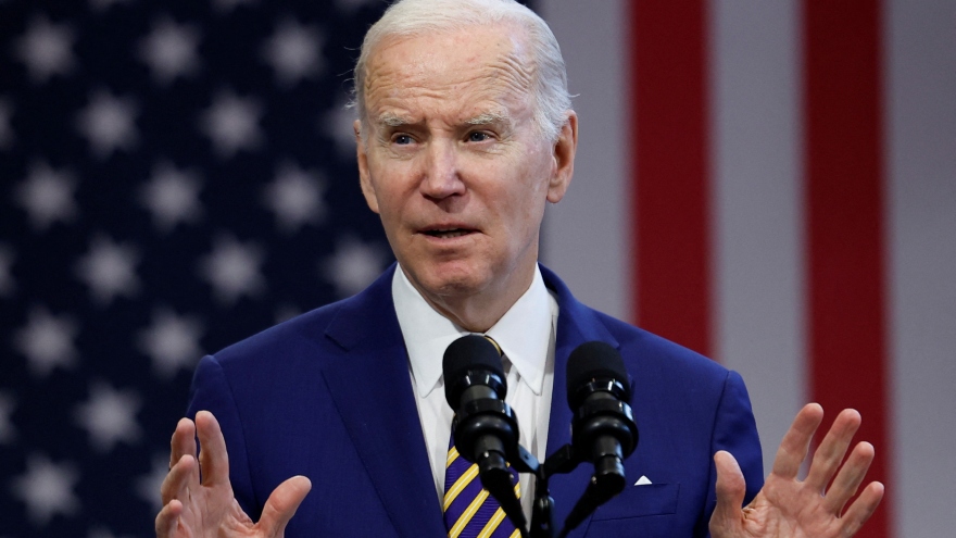 Tổng thống Mỹ Joe Biden không dám nhắc đến cụm từ “phá thai”
