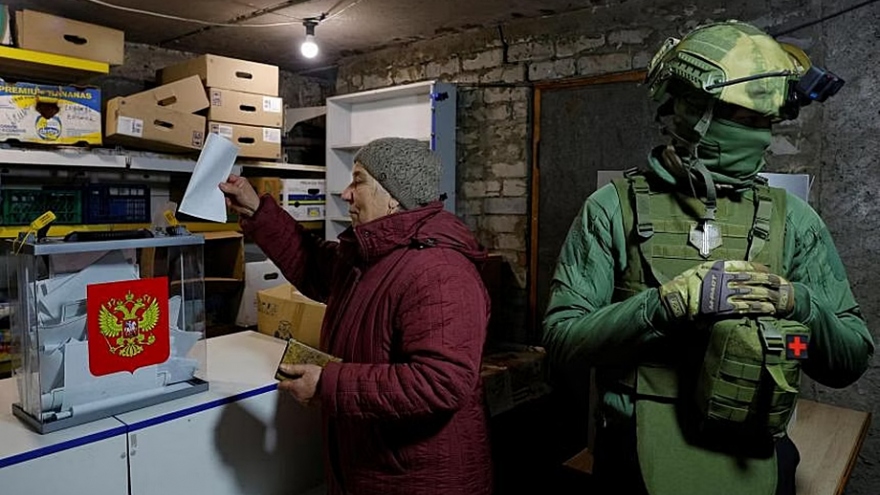 Bên trong bầu cử tổng thống tại vùng Ukraine ly khai được Nga sáp nhập