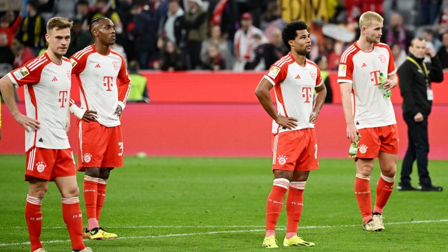 Kết quả bóng đá hôm nay 31/3: Bayern thua Dortmund, Barca nhọc nhằn thắng trận