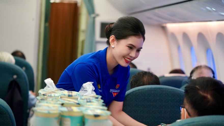 Vietnam Airlines tổ chức "Chuyến bay thanh niên" nhân 93 năm thành lập Đoàn