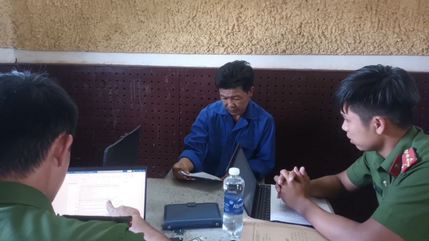 "Nổ' có thể chạy án để lừa đảo hàng trăm triệu đồng