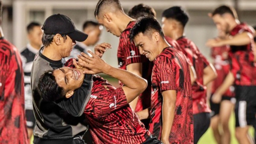 HLV Shin Tae Yong nổi nóng với học trò trong buổi tập của ĐT Indonesia
