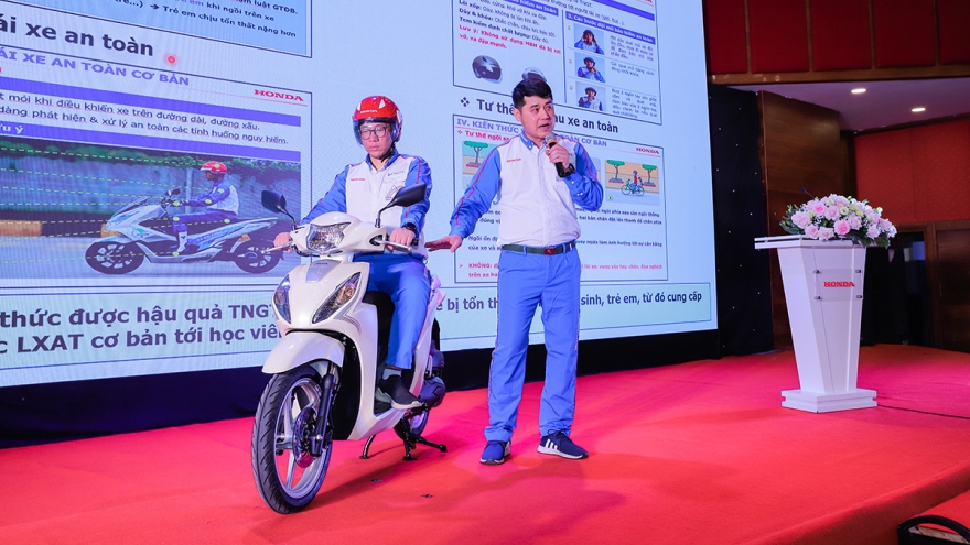 Honda Việt Nam tăng cường vai trò quản lý, giáo dục ATGT trong các trường THPT