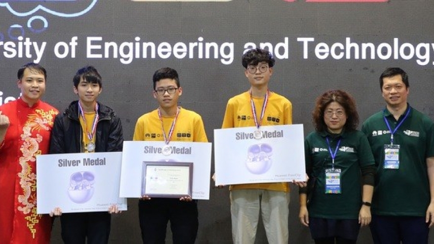 Vietnam bags one silver, two bronze medals at ICPC Asia Pacific Championship