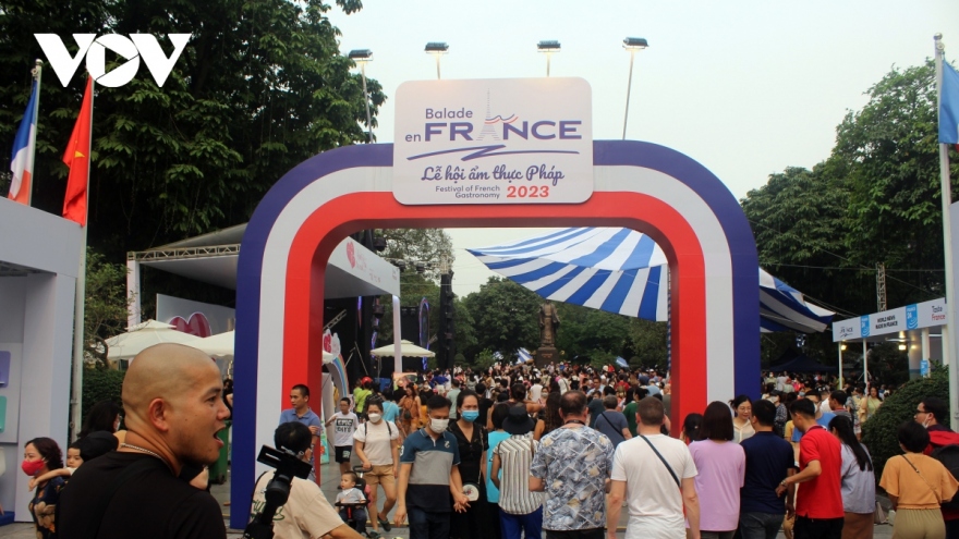 Lễ hội Pháp "Balade en France" 2024 có quy mô lớn nhất từ trước đến nay