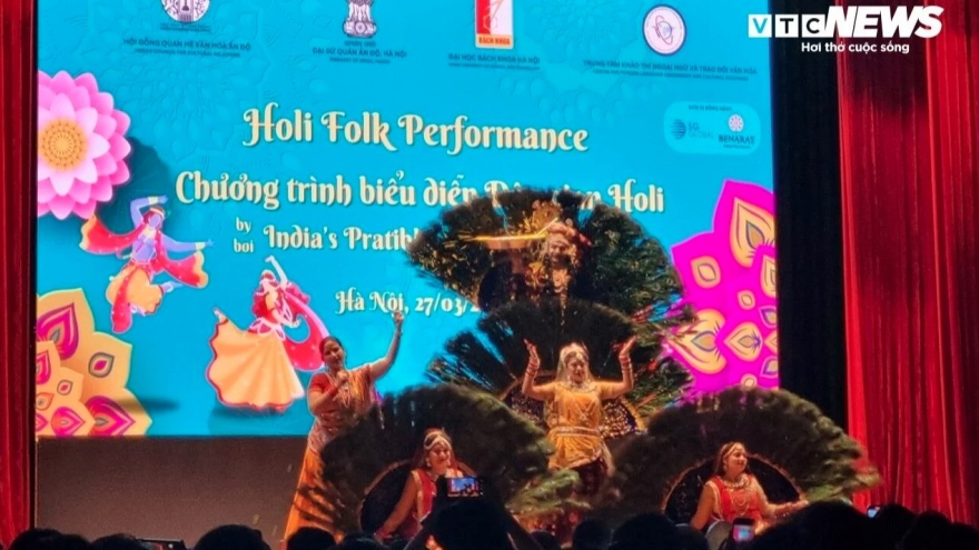 Indian folk dance introduced in Hanoi
