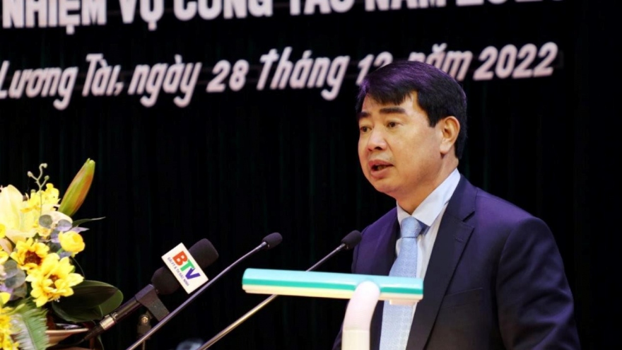 Vi phạm công tác quản lý đất đai, bí thư huyện ủy ở Bắc Ninh bị kỷ luật cảnh cáo