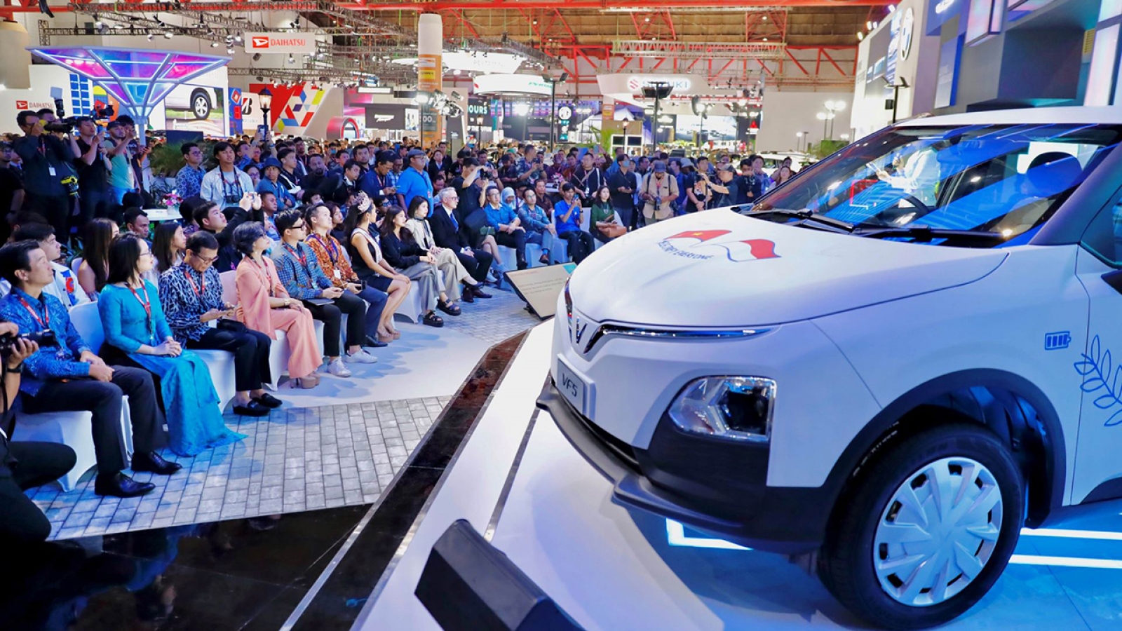 VinFast chính thức mở bán SUV điện VF e34 tại Indonesia