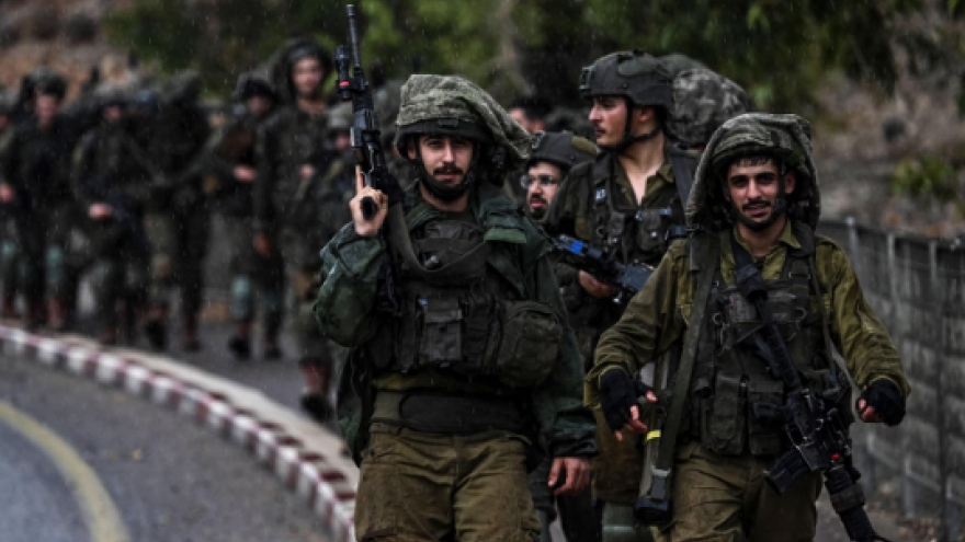 Israel xây đường cắt đôi dải Gaza, đàm phán ngừng bắn được nối lại