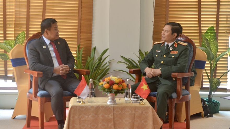Việt Nam tăng cường hợp tác với Bộ Quốc phòng Indonesia, Philippines