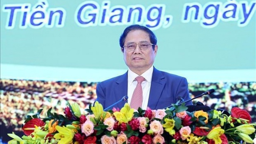 PM urges Tien Giang to become industrial and service-oriented province