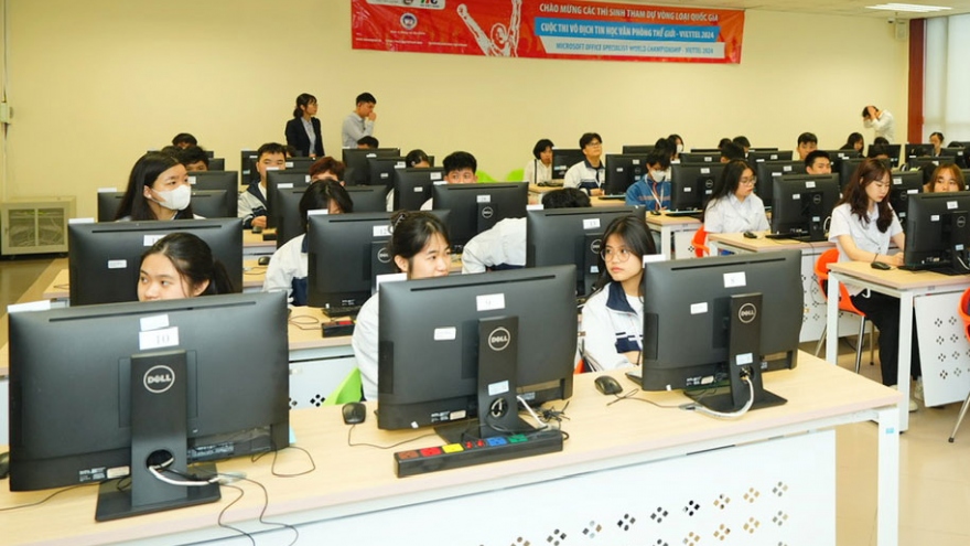 2.000 thí sinh cả nước tham gia vòng loại cuộc thi Tin học văn phòng thế giới