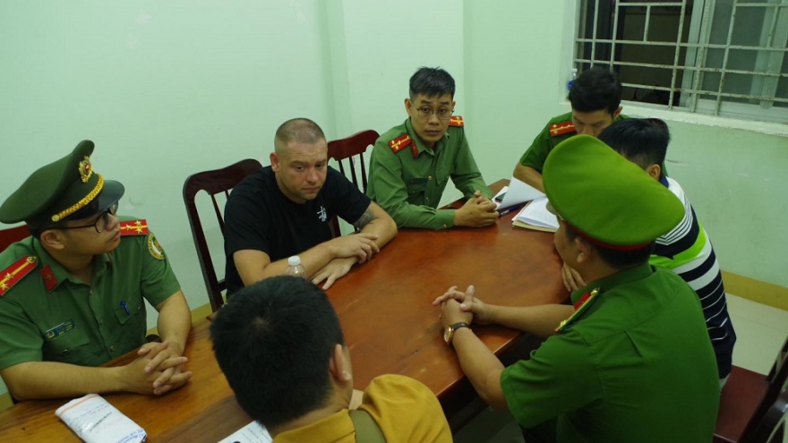 Bắt đối tượng truy nã quốc tế khi đang lẩn trốn tại Ninh Thuận
