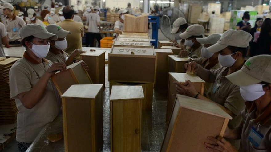 Investigation into trade remedy tax evasion with wooden cabinets from Vietnam extended