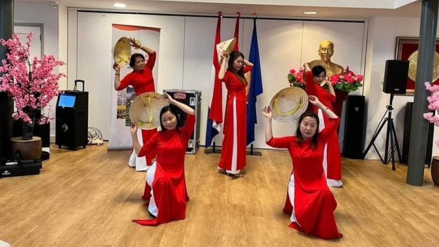 Overseas Vietnamese in Netherlands celebrate International Women’s Day