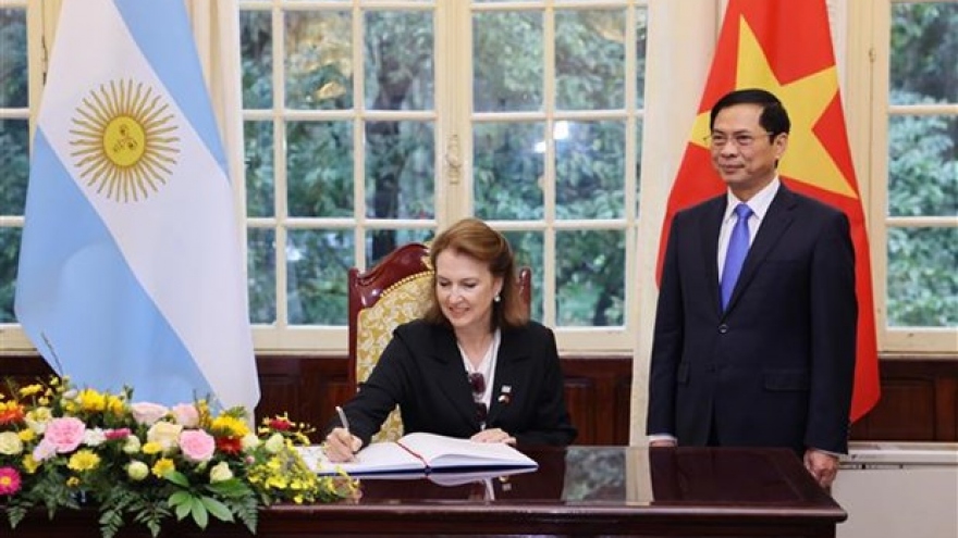 Vietnam, Argentina expand cooperation relations