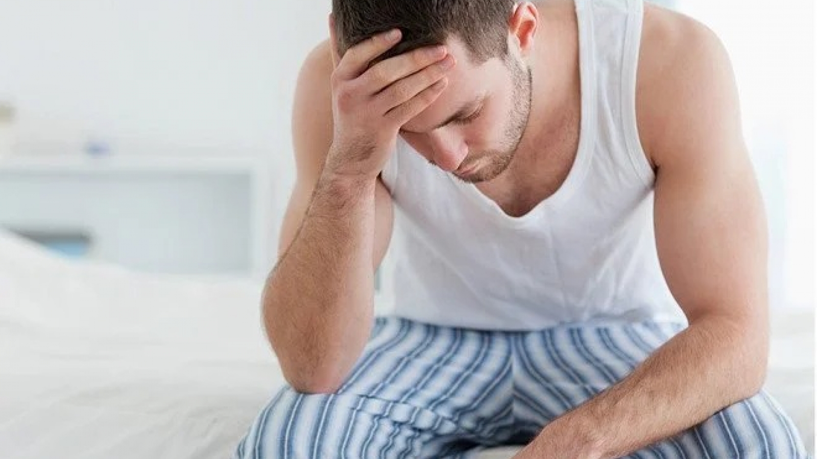 Thanh niên 30 tuổi độc thân lo lắng bị mắc bệnh xuất tinh sớm