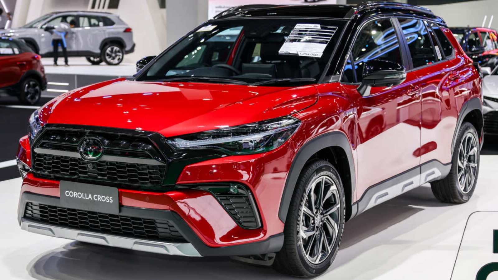 Chi tiết Toyota Corolla Cross 2024 vừa ra mắt