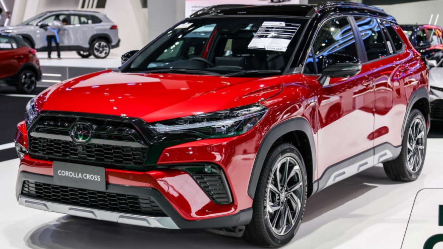 Chi tiết Toyota Corolla Cross 2024 vừa ra mắt