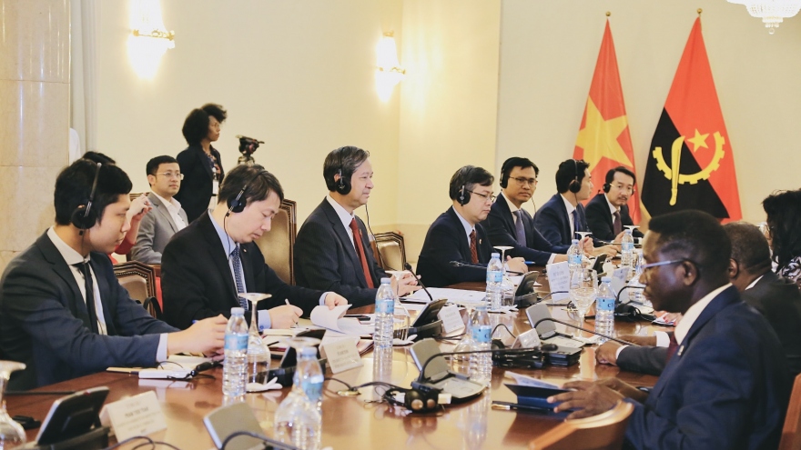 Kỳ họp lần thứ VII Uỷ ban liên chính phủ Việt Nam - Angola
