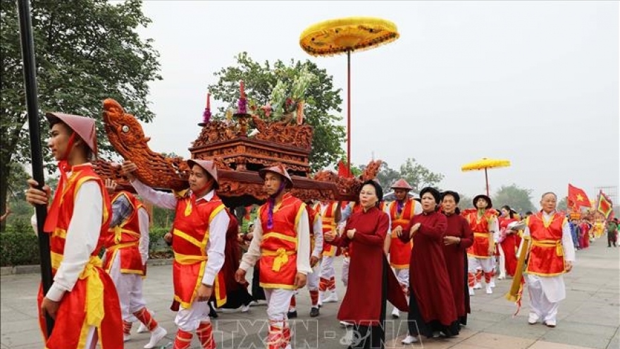 Palanquin procession held to commemorate nation’s ancestors - Hung Kings