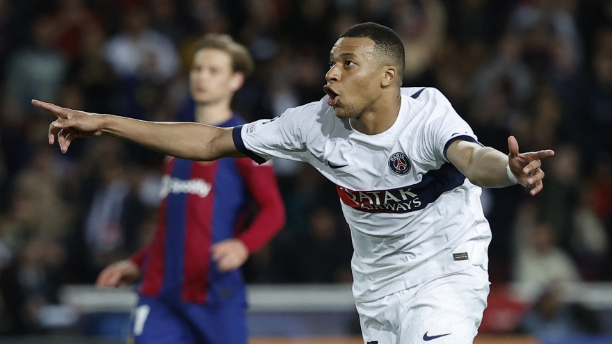 TRỰC TIẾP Barca 1-4 PSG: Mbappe lập cú đúp