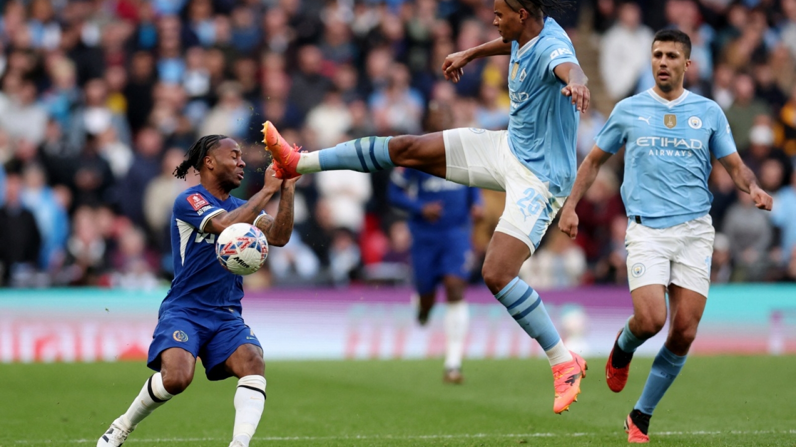 Kết quả bán kết FA Cup 2023/2024: Man City thắng nghẹt thở Chelsea
