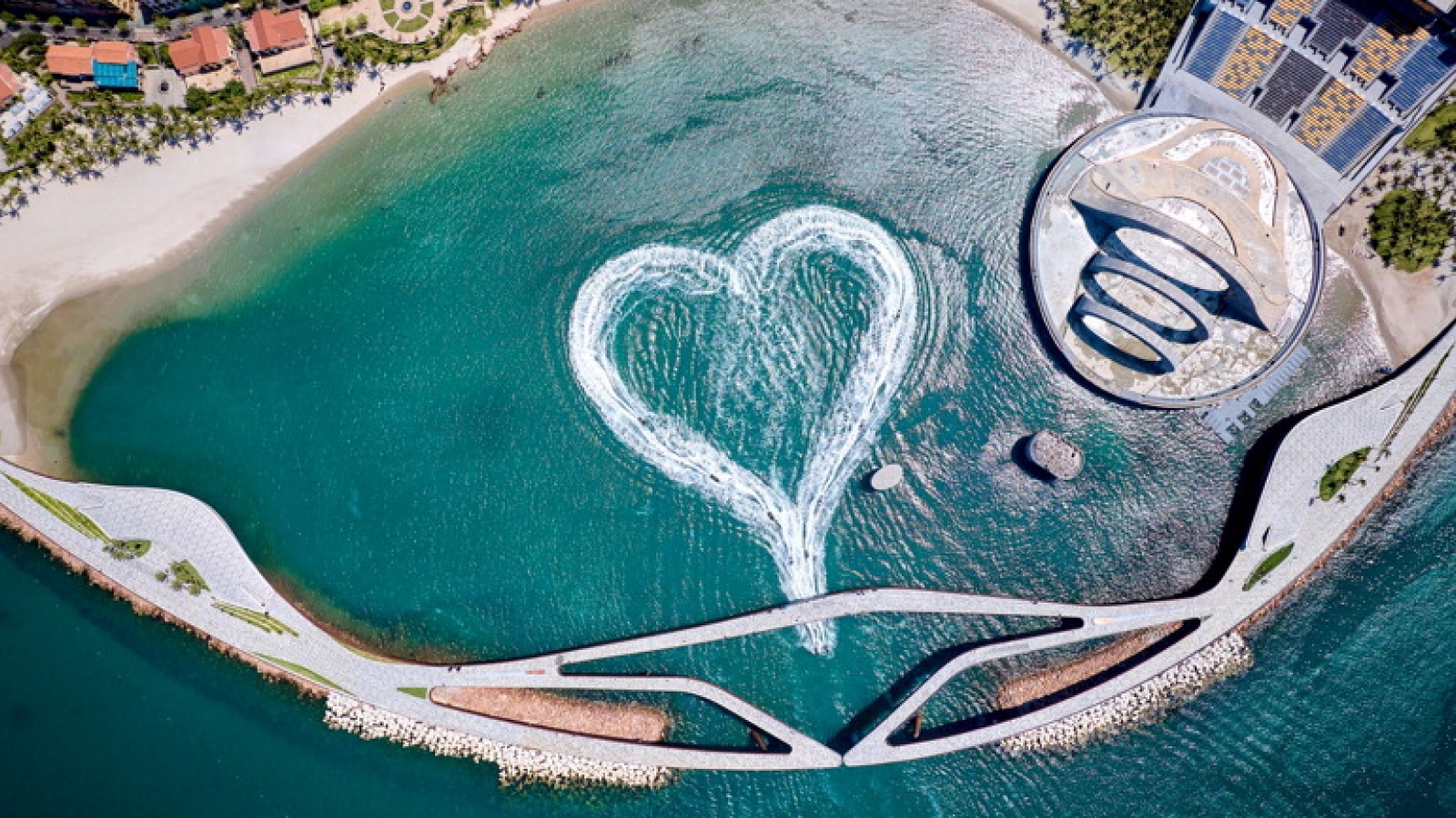 Korean media gives reasons to enjoy Nha Trang and Phu Quoc this summer
