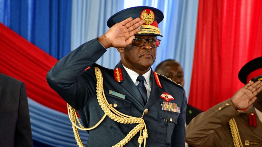 Tổng Tư lệnh quân đội Kenya thiệt mạng trong vụ tai nạn trực thăng