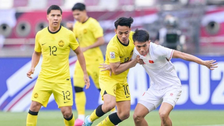 Trực tiếp U23 Việt Nam 1-0 U23 Malaysia: Văn Khang ghi bàn siêu đẹp