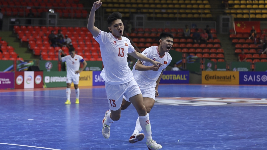 Trực tiếp ĐT Futsal Việt Nam 1-0 ĐT Futsal Trung Quốc: Bàn thắng quan trọng
