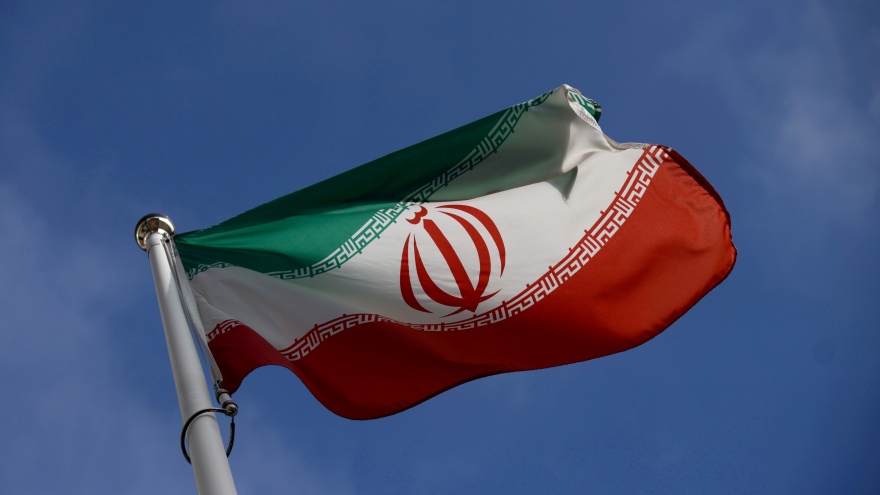 Iran bác tin bị tập kích tên lửa
