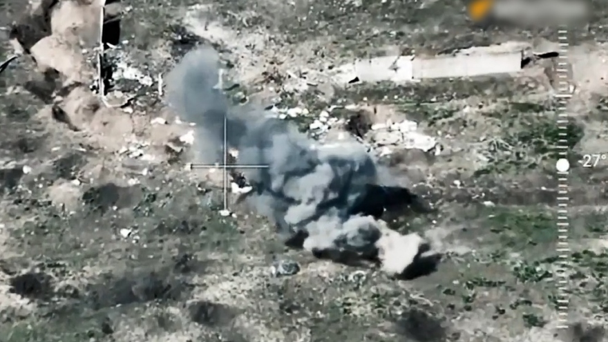 UAV Nga luồn vào chiến hào lính Ukraine ở Donetsk và phát nổ mạnh