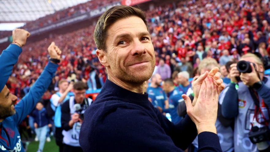 HLV Xabi Alonso giúp Leverkusen phá bỏ lời nguyền “Neverkusen”