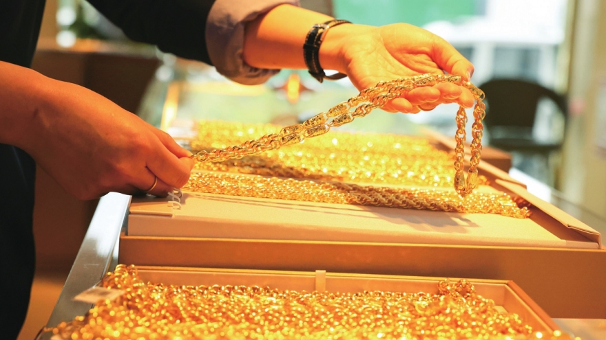 Trung Quốc tăng dự trữ vàng tháng thứ 17 liên tiếp