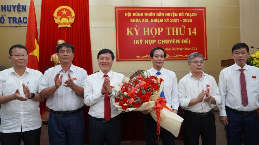 Quảng Bình: Bầu Chủ tịch UBND các huyện Bố Trạch và Quảng Ninh