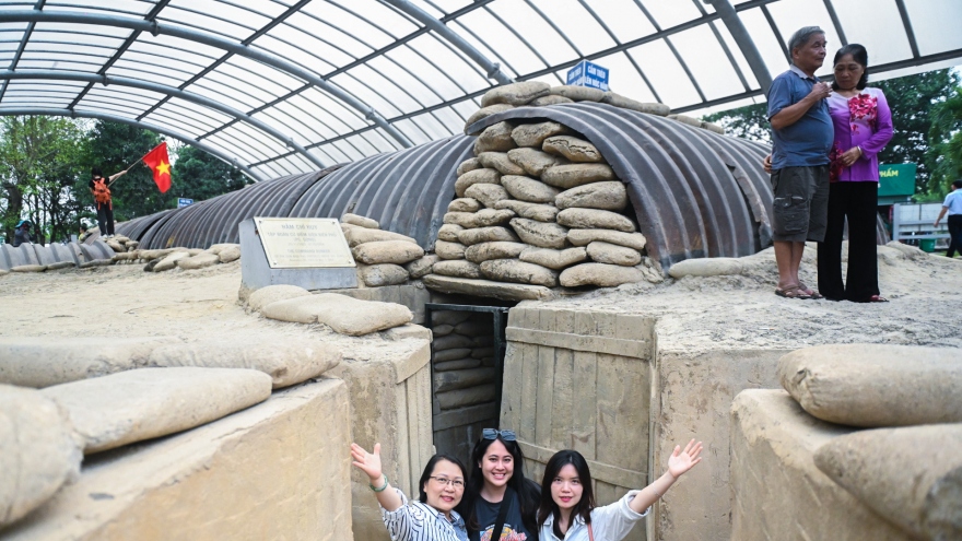 Dien Bien Phu battlefield relic site lures tourists