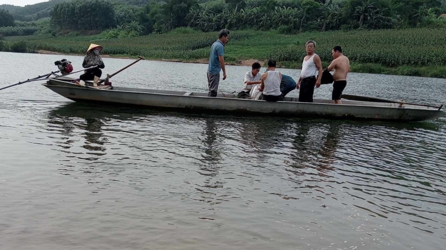 2 nữ sinh đuối nước tử vong khi đi tắm sông